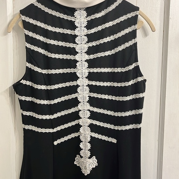 Hot Topic Skeleton Rib Cage dress - Picture 5 of 7